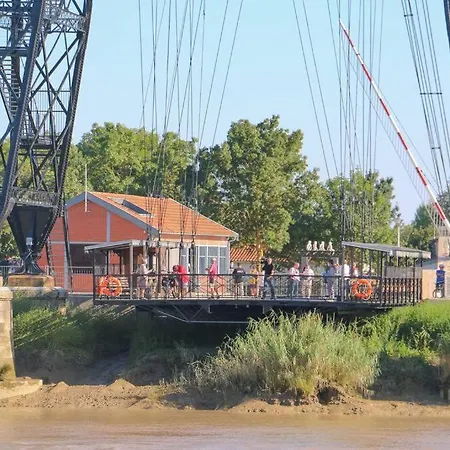 Apartman Le Republique - Avec Jardin Situes En Plein Coeur De Et Proche Des Thermes