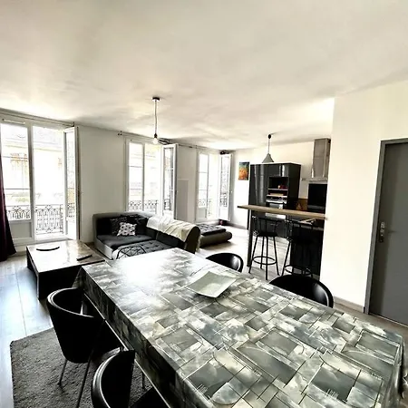 Appartement Le République - Avec Jardin Situés En Plein Cœur De Et Proche Des Thermes