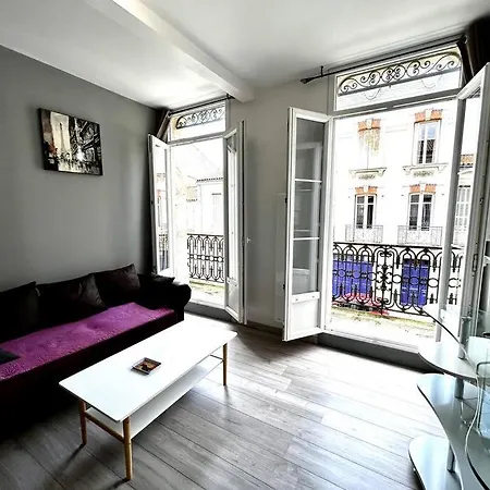 Apartment Le Republique - Avec Jardin Situes En Plein Coeur De Et Proche Des Thermes *