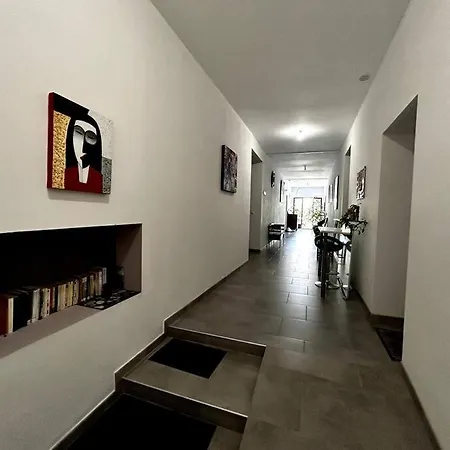 Le République - Avec Jardin Situés En Plein Cœur De Et Proche Des Thermes