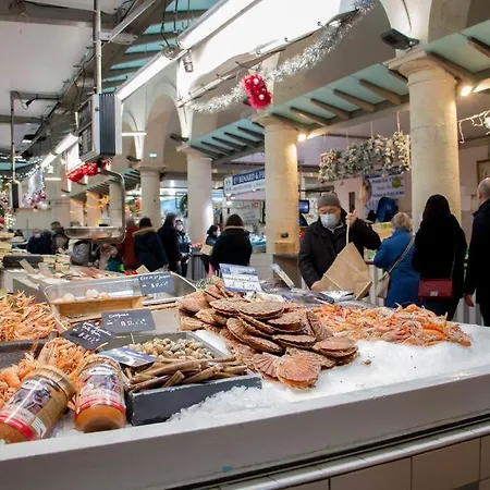 Appartement Le République - Avec Jardin Situés En Plein Cœur De Et Proche Des Thermes