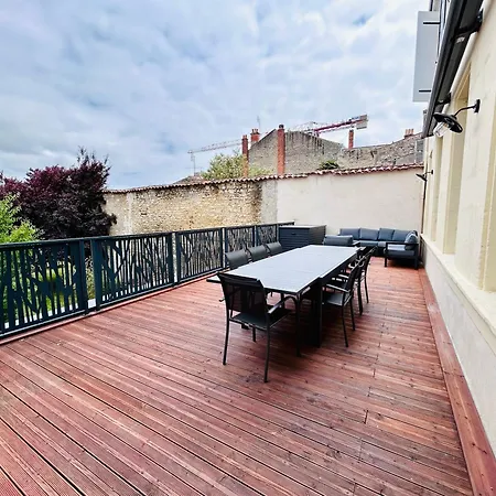 Le République - Avec Jardin Situés En Plein Cœur De Et Proche Des Thermes Appartement *