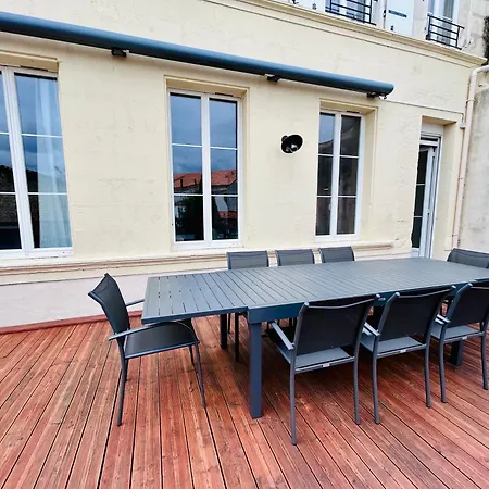 Le Republique - Avec Jardin Situes En Plein Coeur De Et Proche Des Thermes Apartamento *