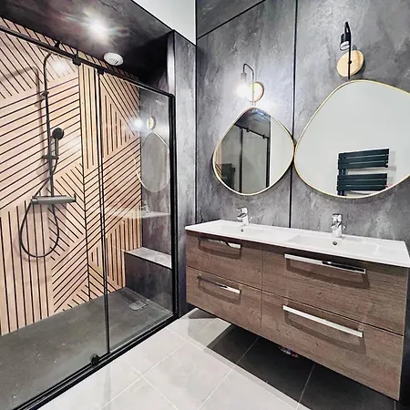 Appartement Le République - Avec Jardin Situés En Plein Cœur De Et Proche Des Thermes