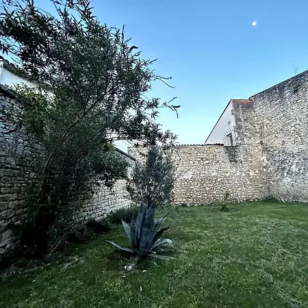 Lejlighed Le Republique - Avec Jardin Situes En Plein Coeur De Et Proche Des Thermes Rochefort (Charente-Maritime)