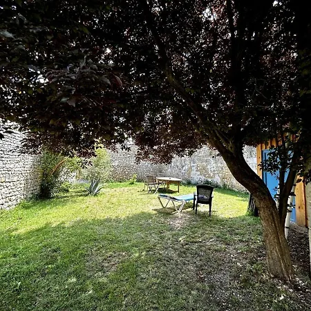 Lejlighed Le Republique - Avec Jardin Situes En Plein Coeur De Et Proche Des Thermes Rochefort (Charente-Maritime)