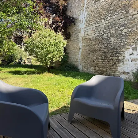 Le Republique - Avec Jardin Situes En Plein Coeur De Et Proche Des Thermes Lejlighed Rochefort (Charente-Maritime)